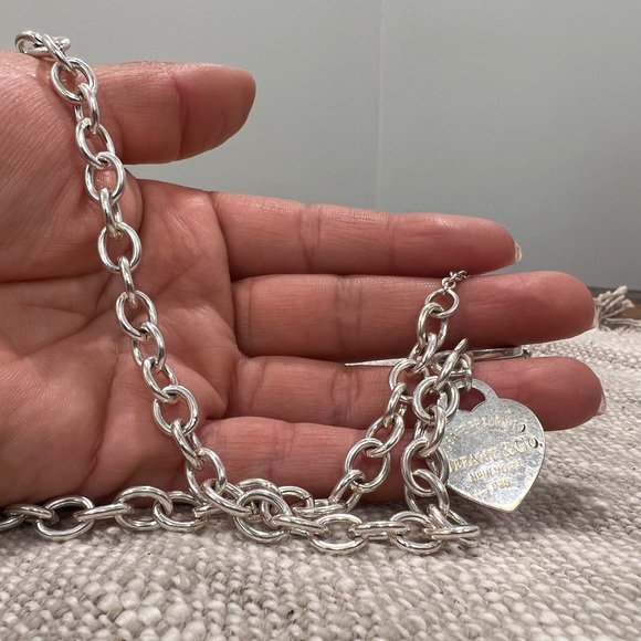 Heart Tag Toggle Necklace - Picture 10 of 14
